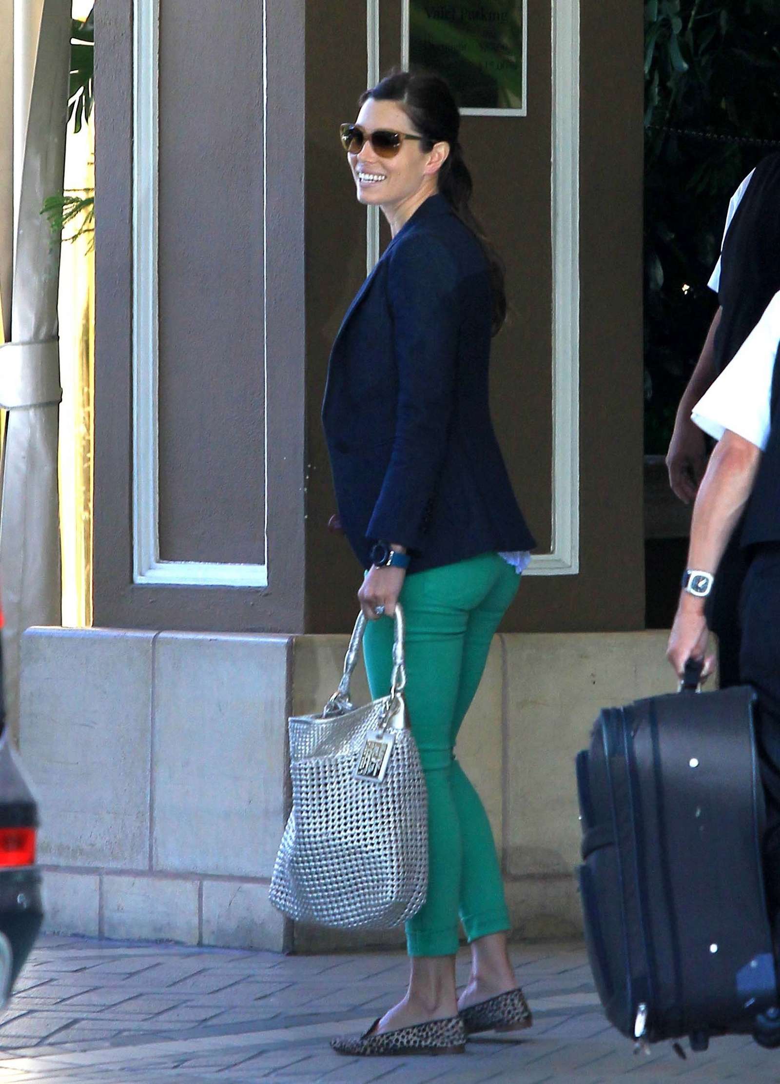 Jessica Biel - in tight green jeans at the Four Seasons in Beverly Hills